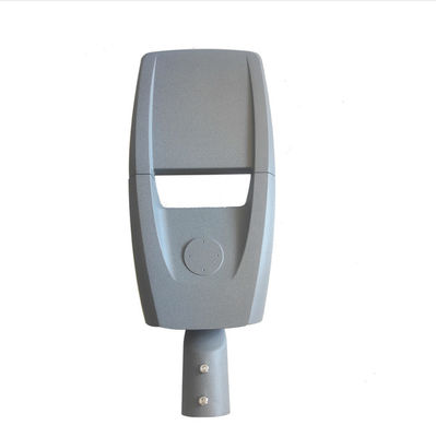 Outdoor LED straatlantaarns met IP66-bescherming en hoge lichtopbrengst, geschikt voor diverse installatiehoogtes